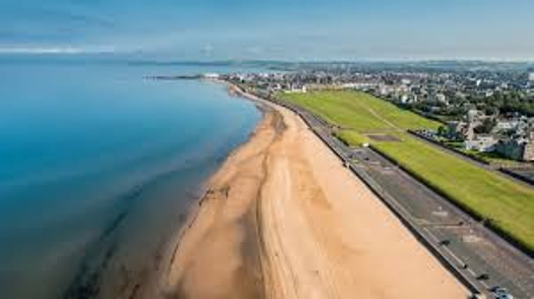 Ayr Beach